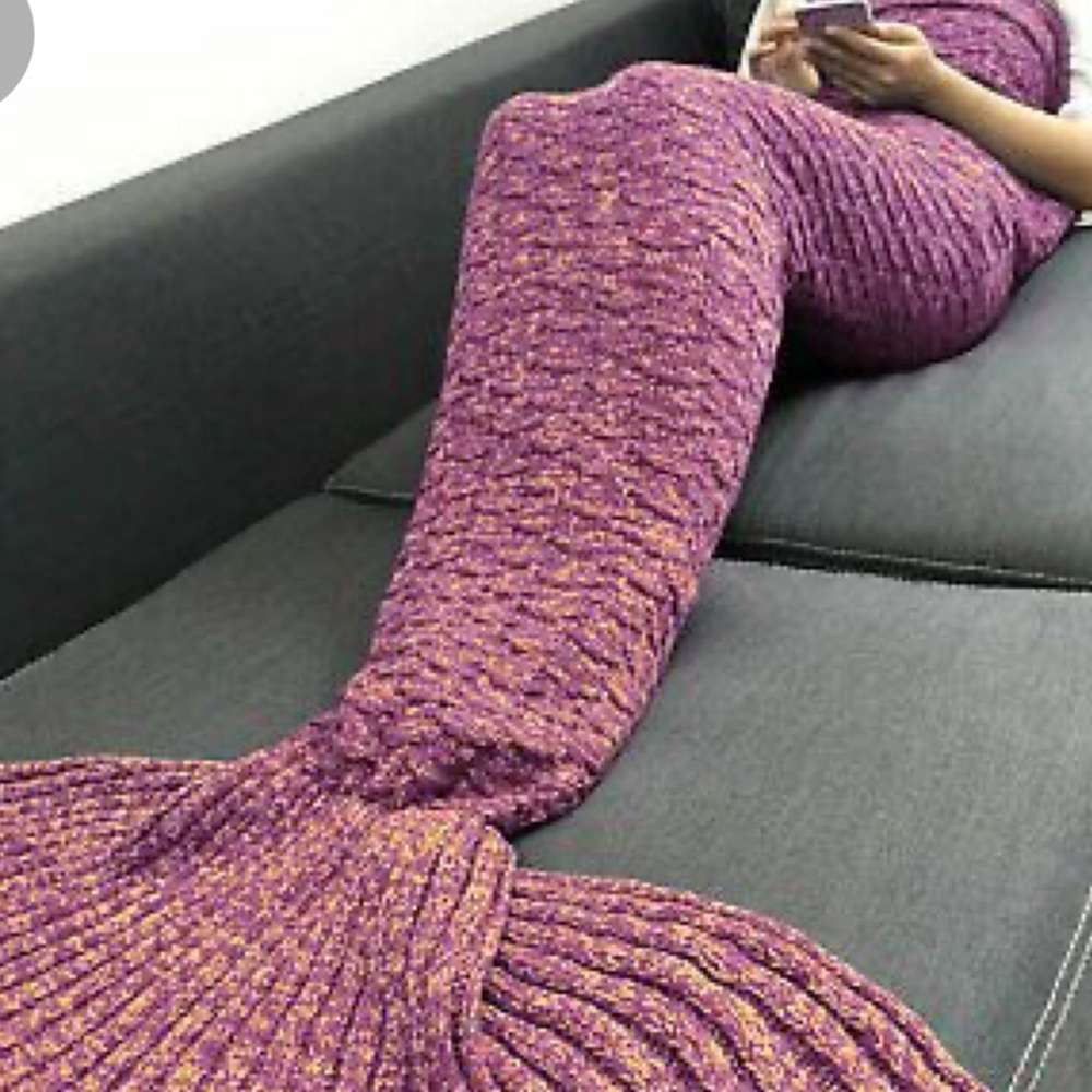 Blue* mermaid tail blanket